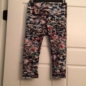 Lululemon yoga pants